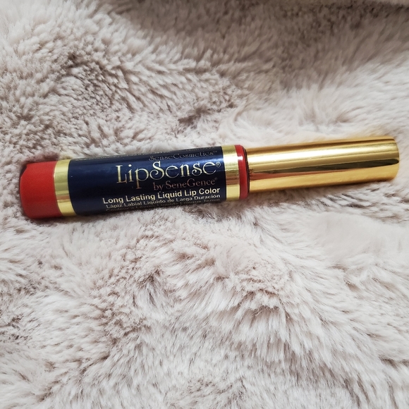 Lipsense - Picture 2 of 2